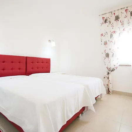 Apartment Tio Papel Ii